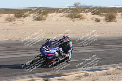 media/Nov-02-2025-CVMA (Sun) [[337aff29ab]]/Race 16-Formula Twins-Formula 40 UL(Holeshot)/